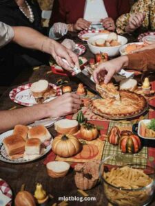 Rustic-Farmhouse-Thanksgiving