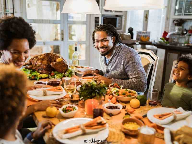 Thanksgiving-Party-Themes