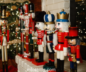 DIY Nutcracker Soldiers