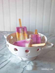 Frozen-Yogurt-Treat-Basket-kids-valentine's-basket-ideas