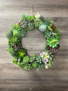Green-Succulent-Wreath.