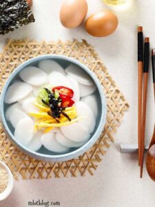 KOREAN-TTEOKGUK-ANOTHER-NEW-YEAR-RECIPES