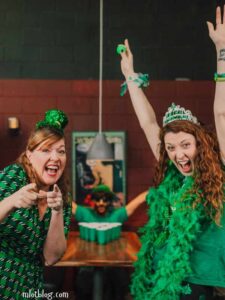 PLAY-IRISH-MUSIC-ALL-DAY