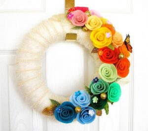 Rainbow-Yarn-Wreath