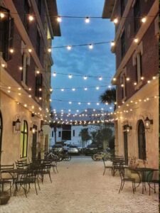  STRING-LIGHTS-ON-VERTICAL-POLES