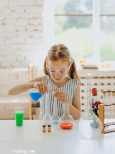 Science-Themed-Baske