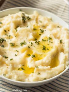 TRUFFLE-MASHED-POTATOES