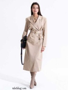 Blush-Colored-Trench-Coat-with-Midi-Heels