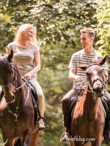 Adventure-Date-wedding-anniversary-party-ideas